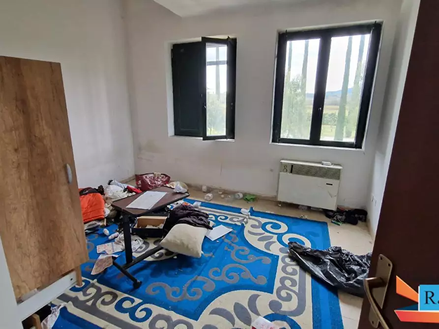 Immagine 18 di Attività artigianale in vendita  a Colle Di Val D'elsa