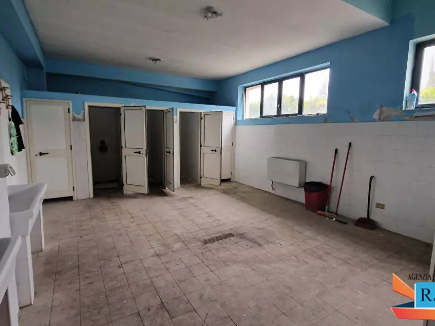 Immagine 7 di Attività artigianale in vendita  a Colle Di Val D'elsa