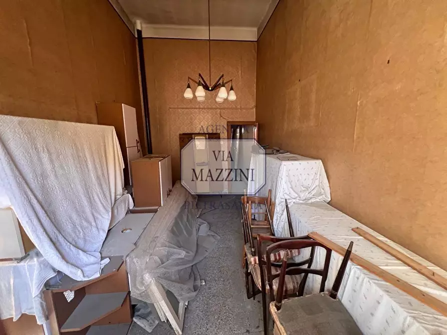 Immagine 24 di Appartamento in vendita  a Pietrasanta