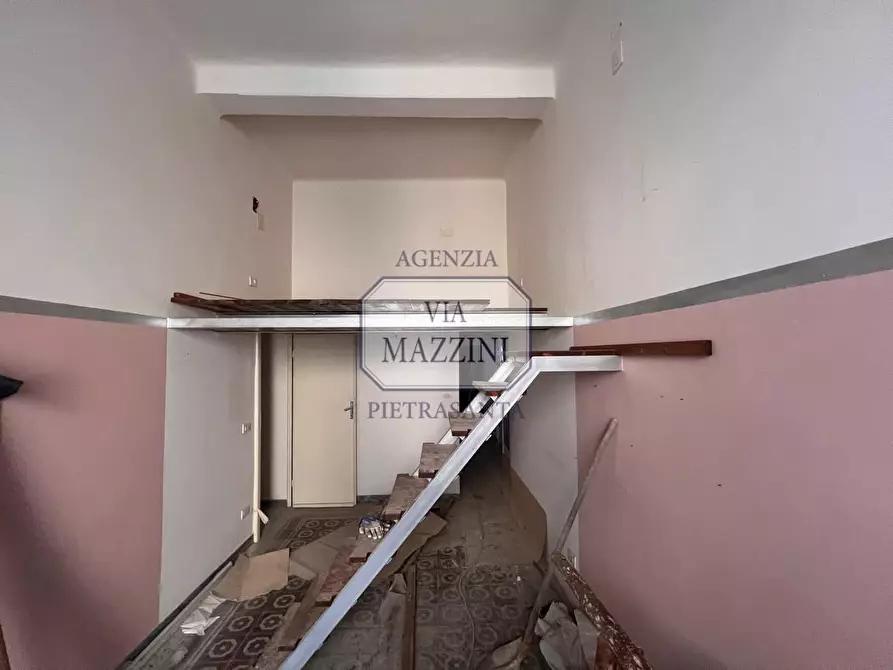 Immagine 3 di Appartamento in vendita  a Pietrasanta