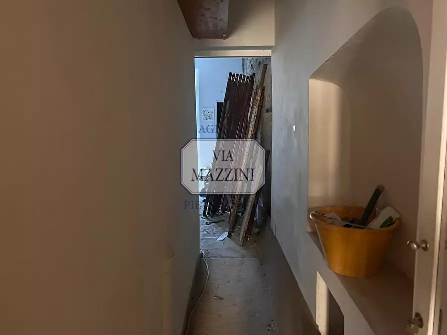 Immagine 4 di Appartamento in vendita  a Pietrasanta