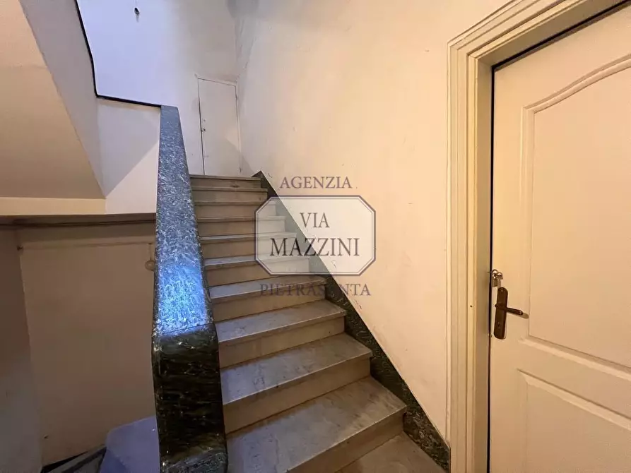 Immagine 12 di Appartamento in vendita  a Pietrasanta