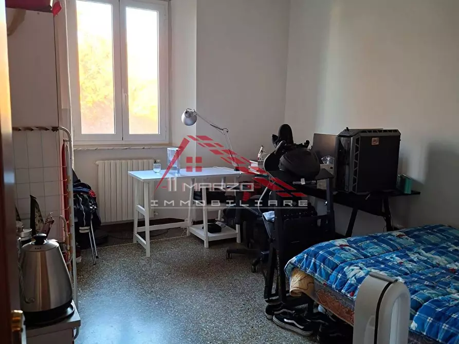 Immagine 11 di Appartamento in vendita  a Pisa