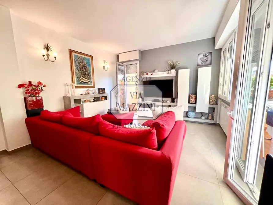 Immagine 6 di Appartamento in vendita  a Pietrasanta