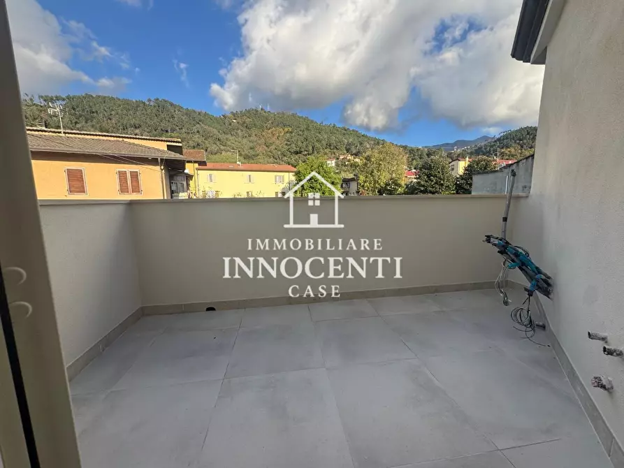 Immagine 12 di Terratetto in vendita  a Massa
