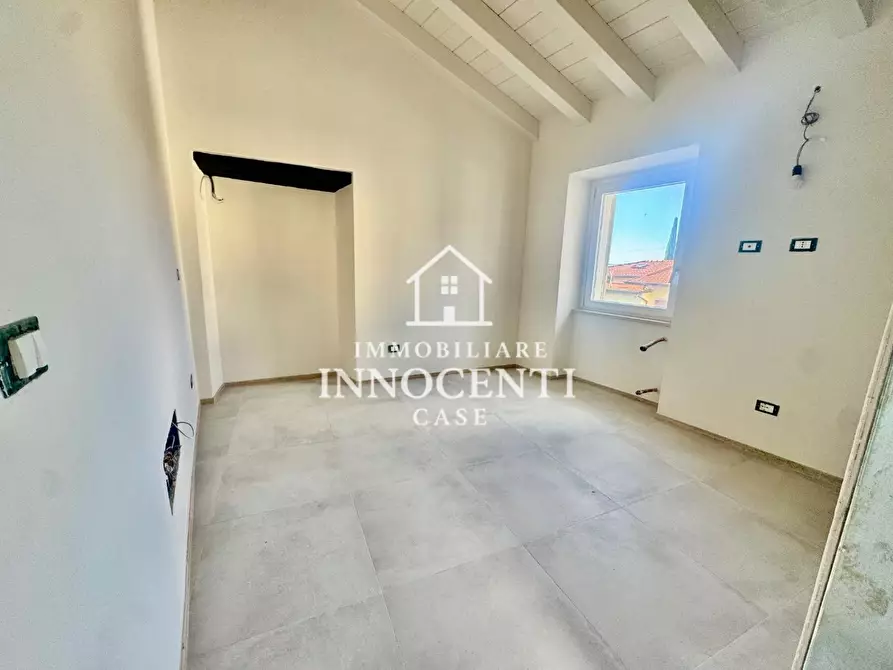 Immagine 5 di Terratetto in vendita  a Massa