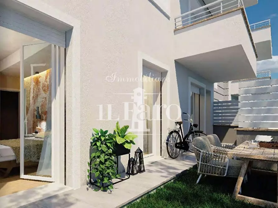 Immagine 6 di Appartamento in vendita  a Campi Bisenzio