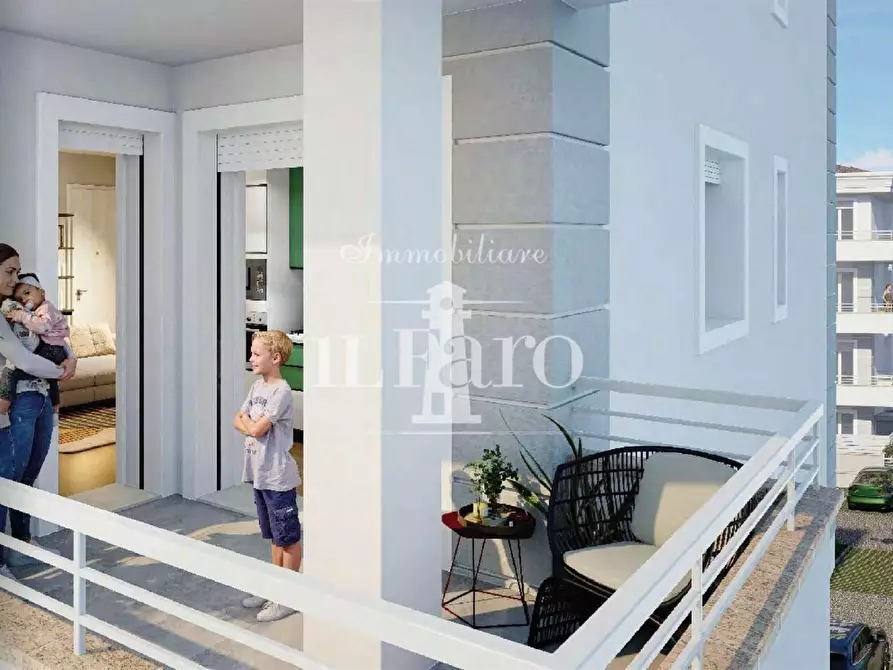 Immagine 13 di Appartamento in vendita  a Campi Bisenzio