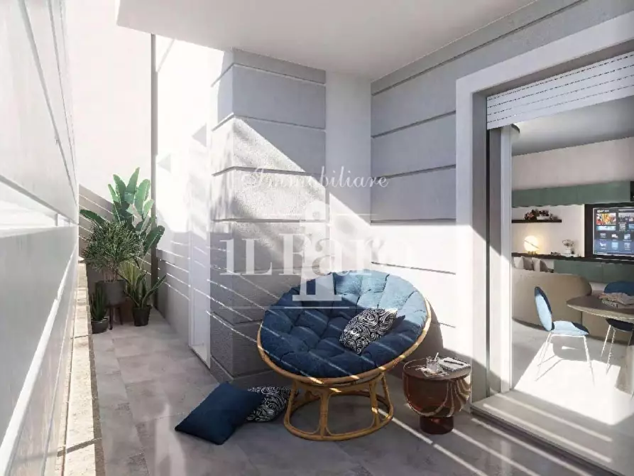 Immagine 12 di Appartamento in vendita  a Campi Bisenzio