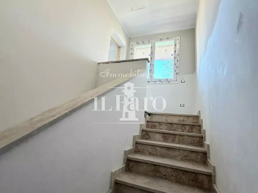 Immagine 28 di Appartamento in vendita  a Campi Bisenzio