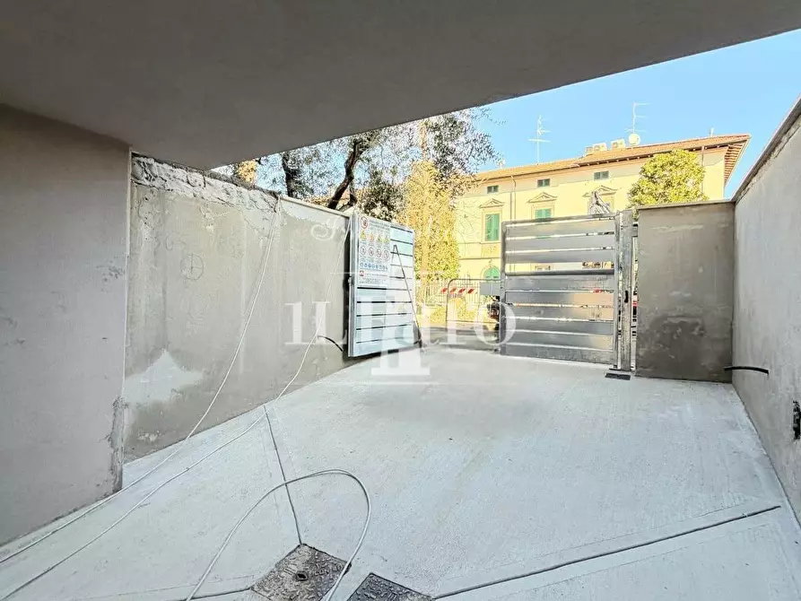 Immagine 30 di Mansarda in vendita  a Campi Bisenzio