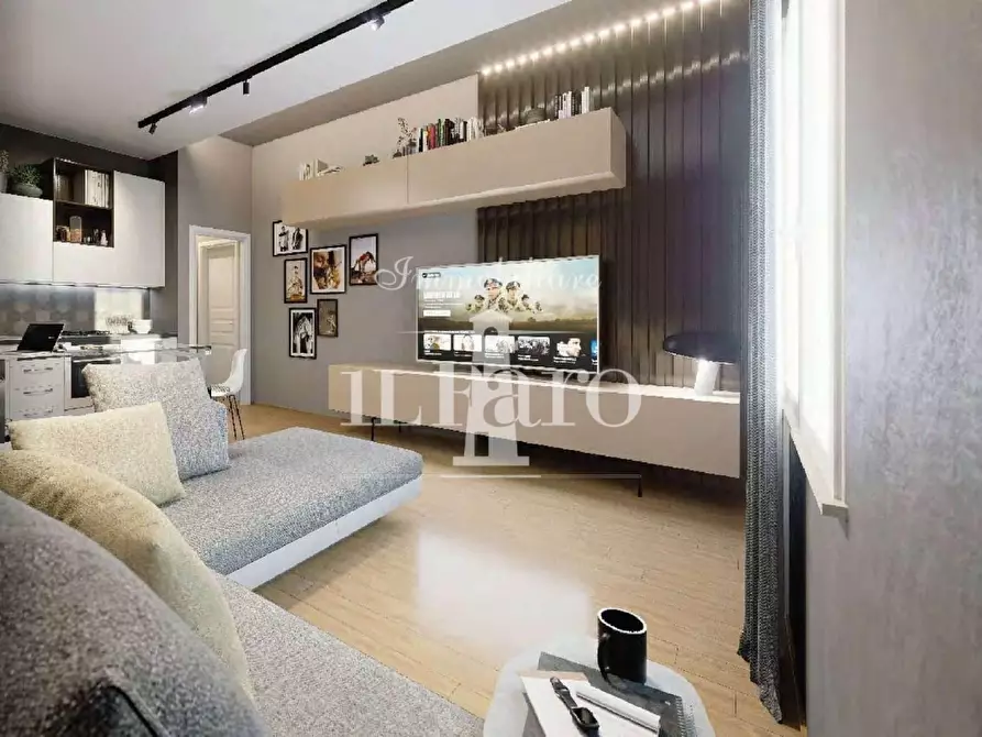 Immagine 12 di Mansarda in vendita  a Campi Bisenzio