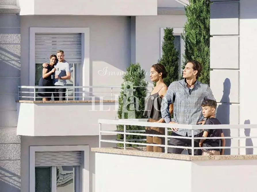 Immagine 11 di Mansarda in vendita  a Campi Bisenzio