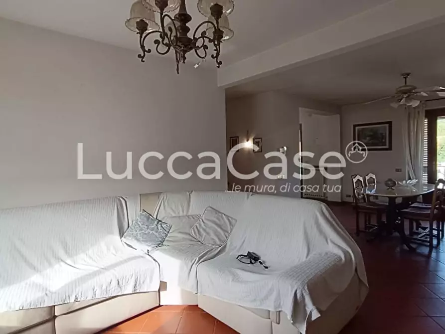 Immagine 39 di Terratetto in vendita  a Lucca