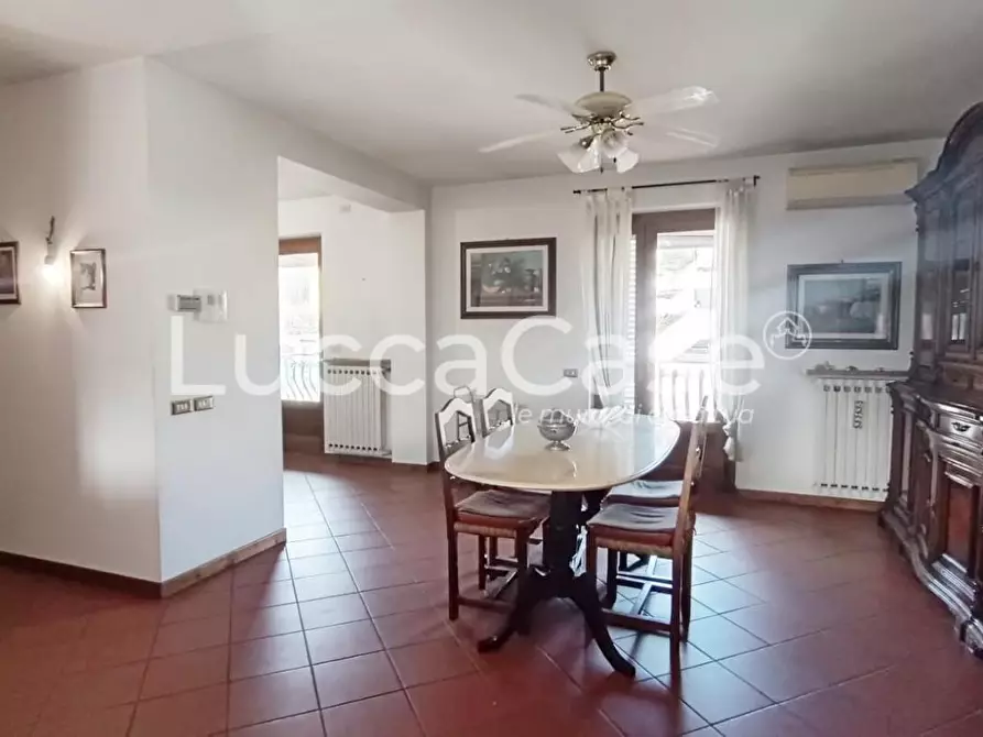 Immagine 2 di Terratetto in vendita  a Lucca