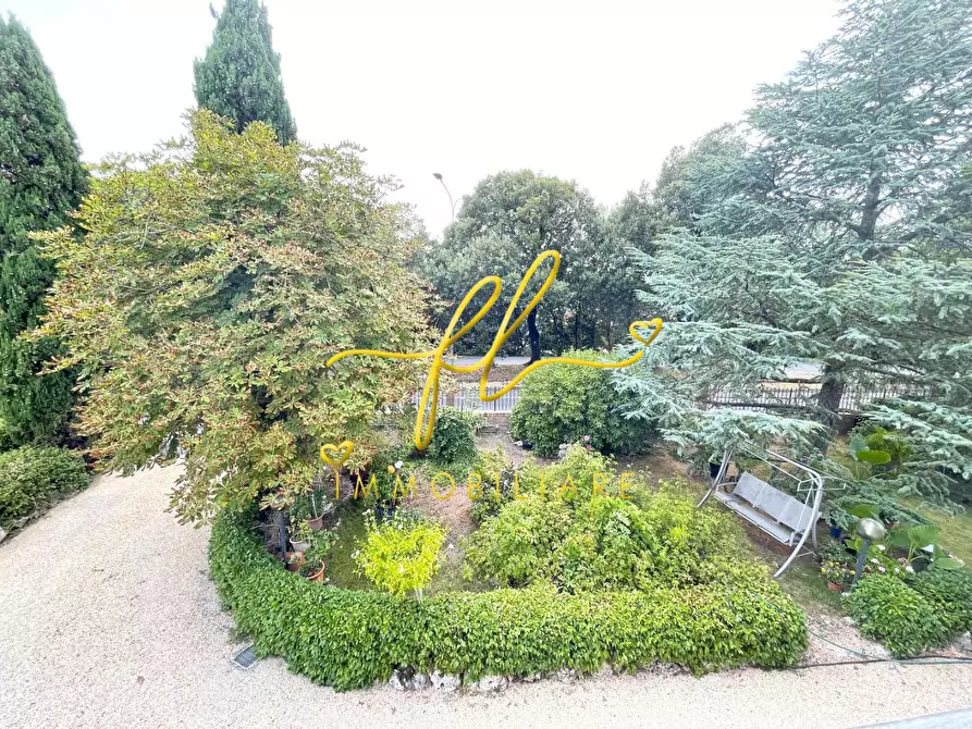 Immagine 23 di Villa in vendita  a Casole D'elsa