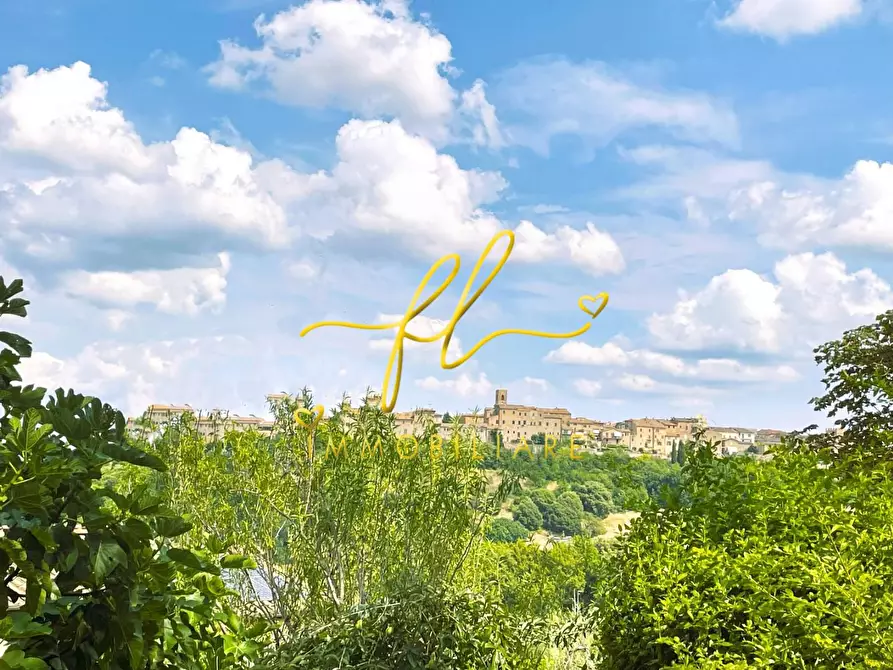 Immagine 21 di Villa in vendita  a Casole D'elsa