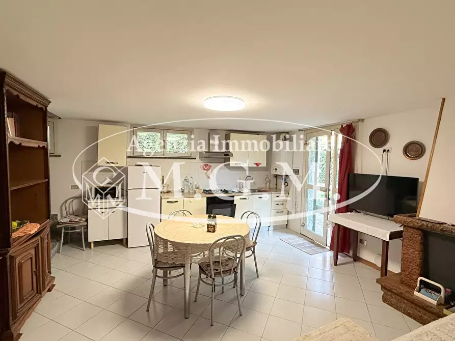 Immagine 23 di Casa bifamiliare in vendita  a Castelfranco Di Sotto