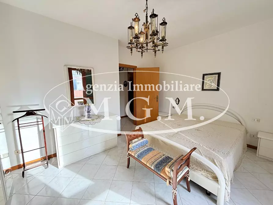 Immagine 16 di Casa bifamiliare in vendita  a Castelfranco Di Sotto