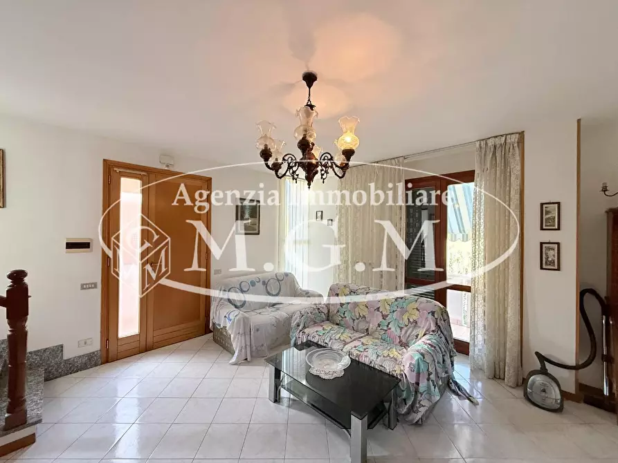 Immagine 7 di Casa bifamiliare in vendita  a Castelfranco Di Sotto