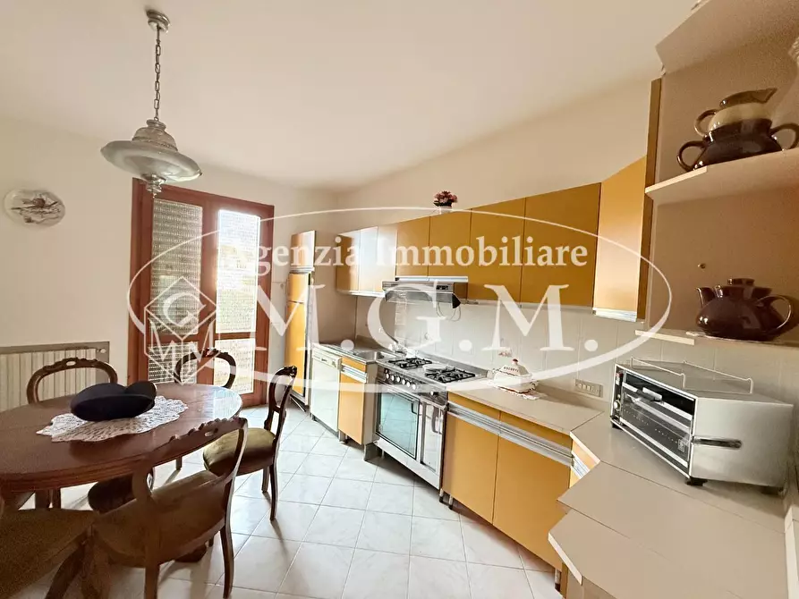 Immagine 6 di Casa bifamiliare in vendita  a Castelfranco Di Sotto