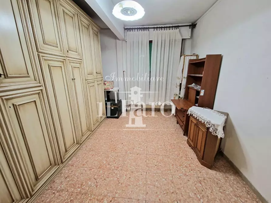 Immagine 12 di Appartamento in vendita  a Prato