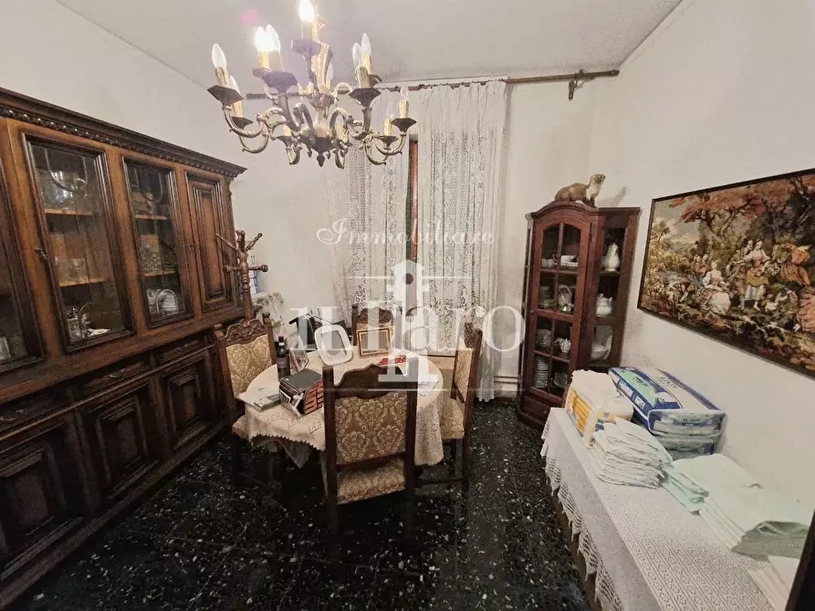 Immagine 8 di Appartamento in vendita  a Prato