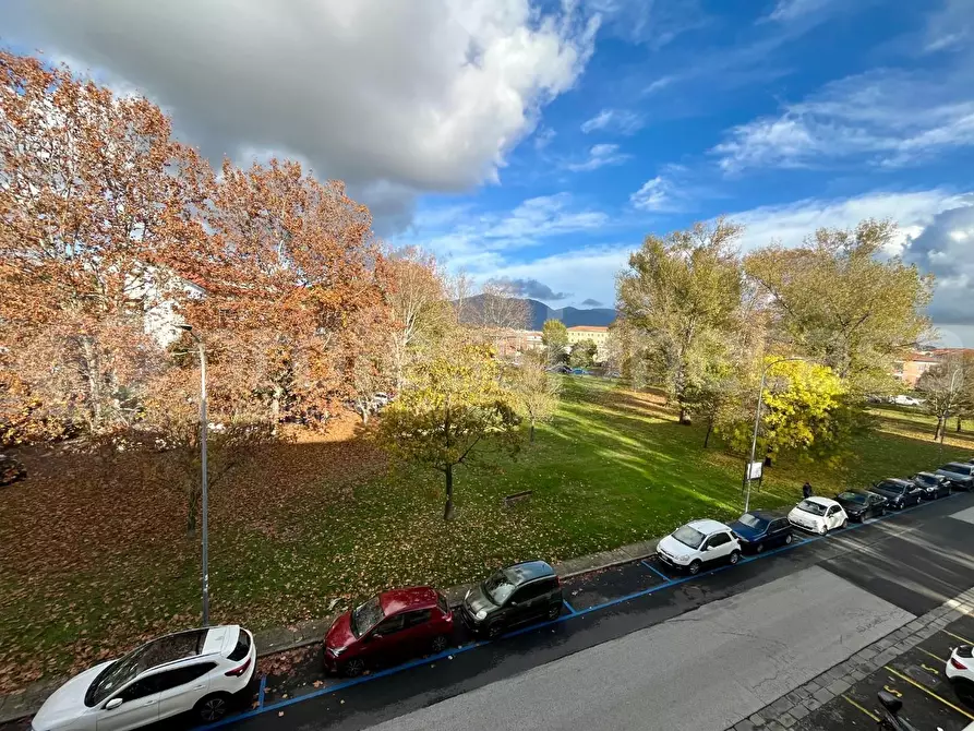 Immagine 12 di Appartamento in vendita  a Pisa