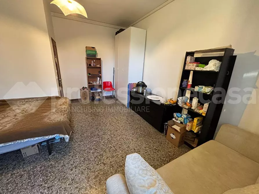 Immagine 2 di Appartamento in vendita  a Pisa