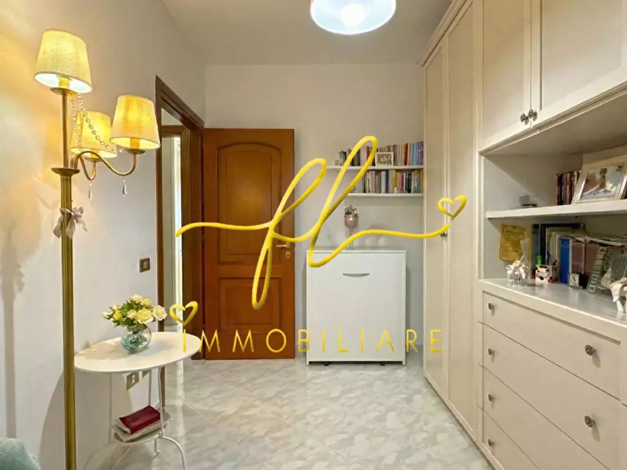 Immagine 17 di Appartamento in vendita  a Cecina