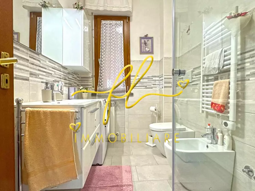 Immagine 20 di Appartamento in vendita  a Cecina