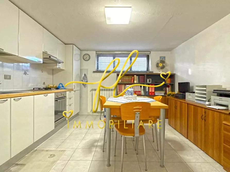 Immagine 22 di Appartamento in vendita  a Cecina