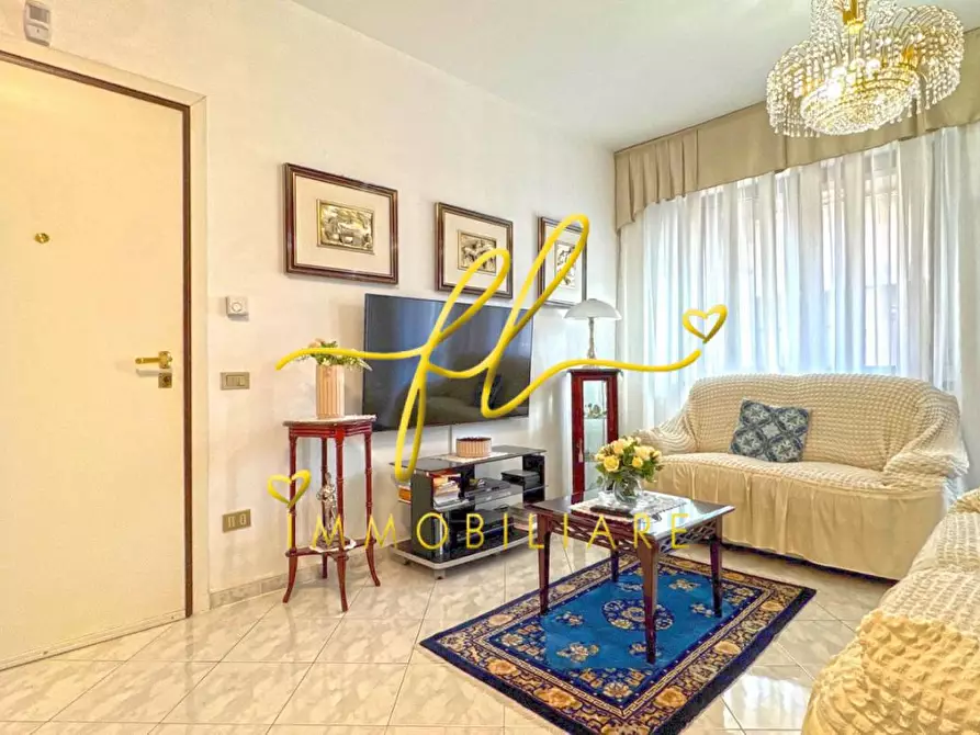 Immagine 3 di Appartamento in vendita  a Cecina