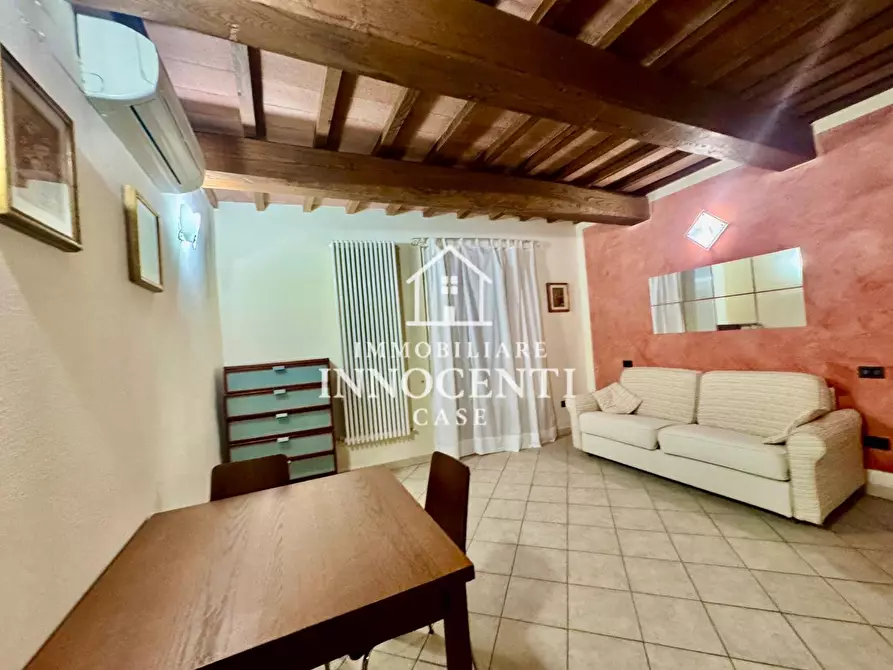 Immagine 2 di Appartamento in affitto  a Massa