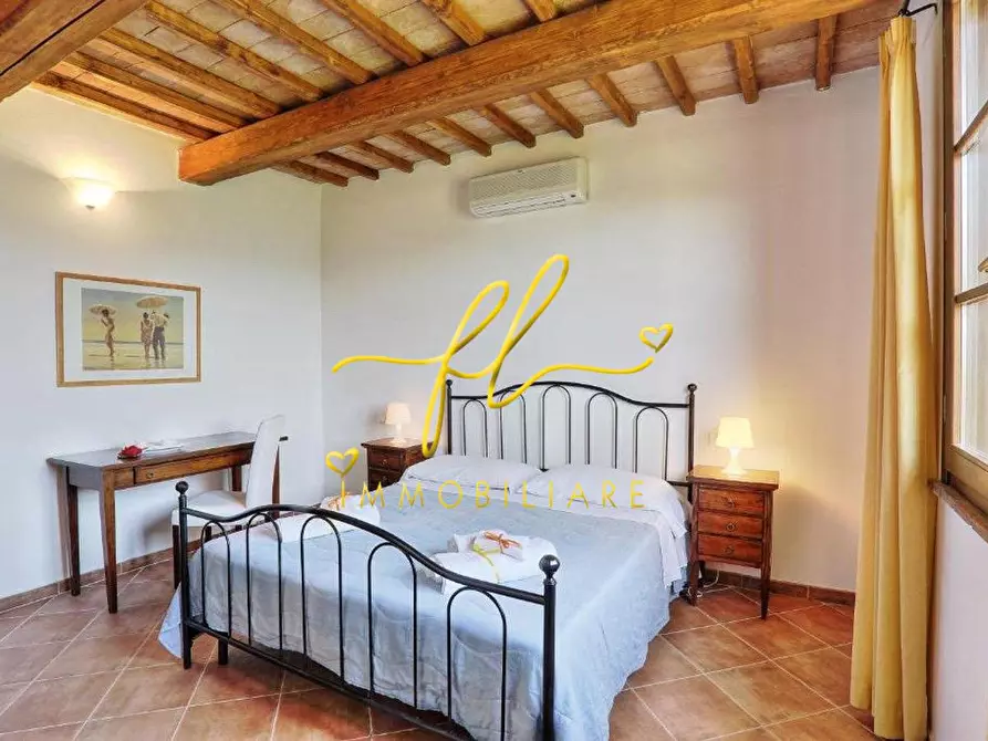 Immagine 11 di Casa colonica in vendita  a Guardistallo