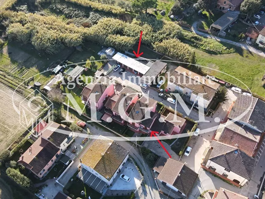 Immagine 31 di Appartamento in vendita  a Casciana Terme Lari