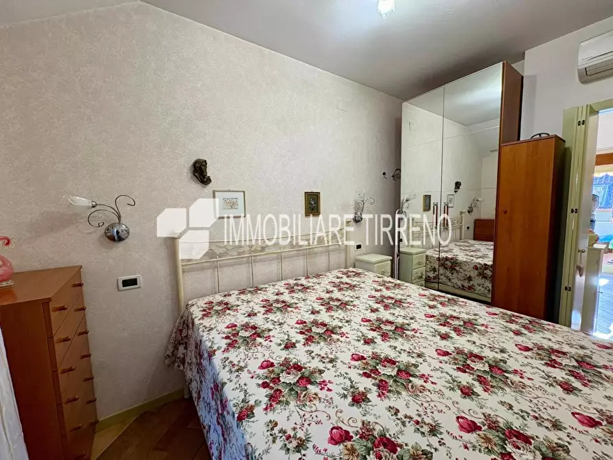 Immagine 13 di Appartamento in vendita  a Massa