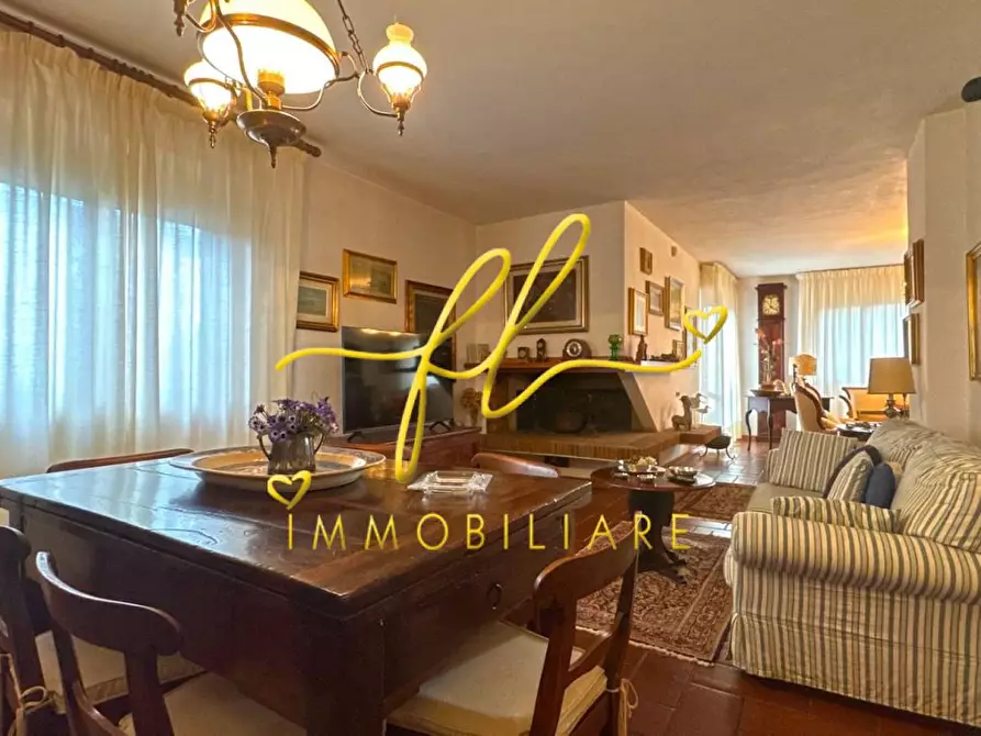 Immagine 6 di Villa in vendita  a Cecina