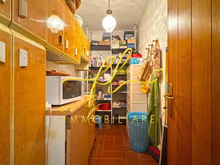 Immagine 14 di Villa in vendita  a Cecina