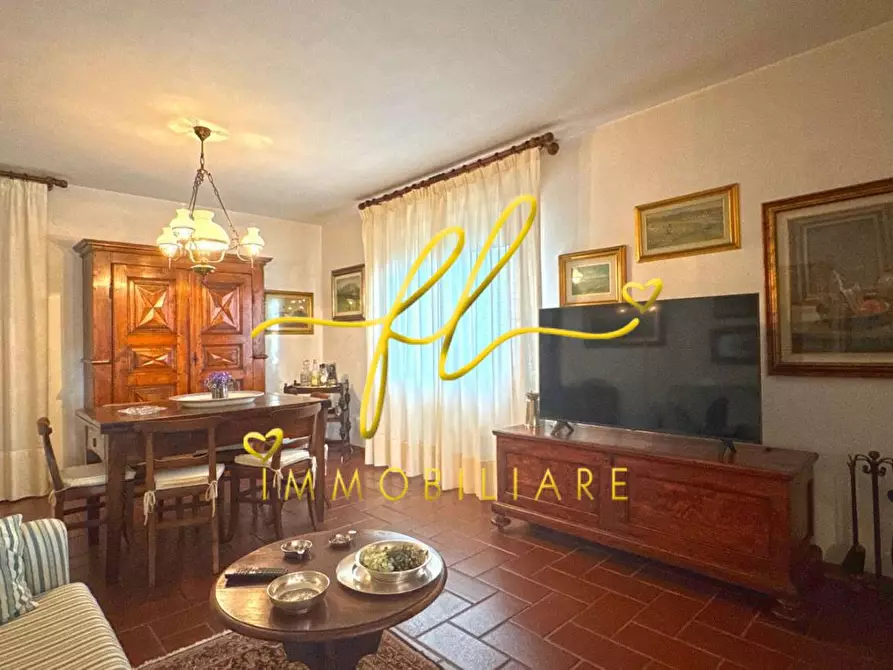 Immagine 4 di Villa in vendita  a Cecina