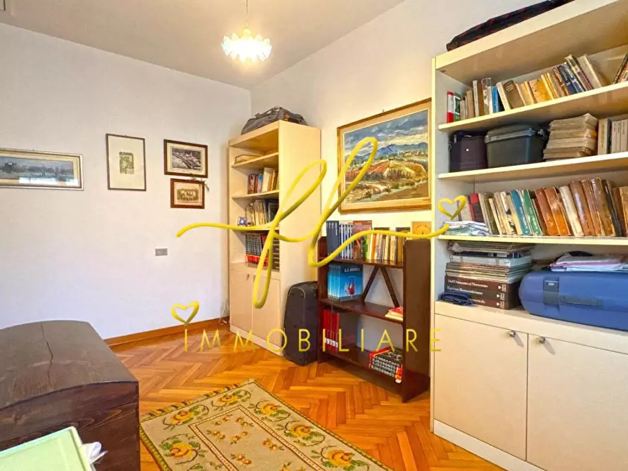 Immagine 34 di Villa in vendita  a Cecina