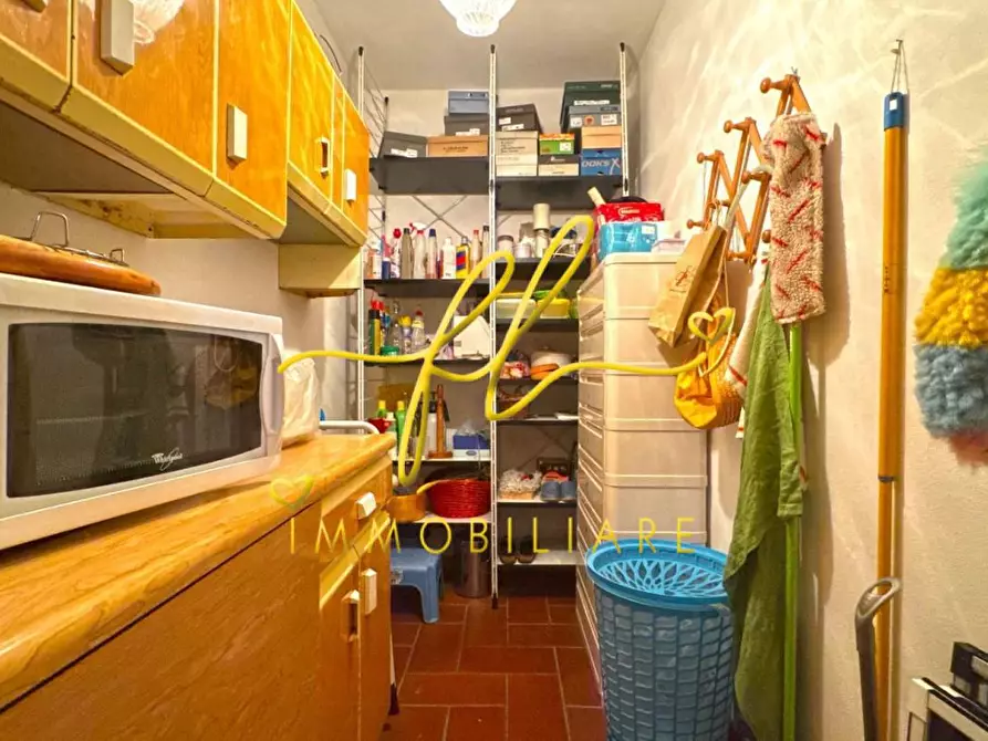 Immagine 13 di Villa in vendita  a Cecina