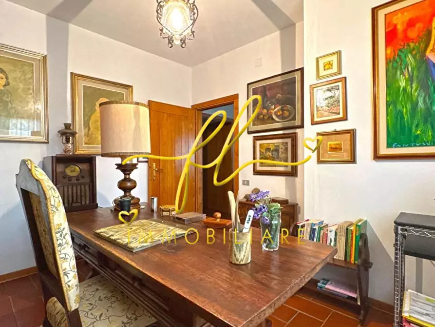 Immagine 19 di Villa in vendita  a Cecina