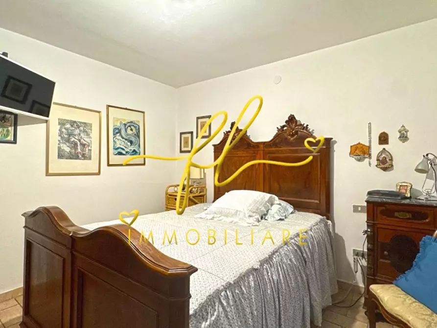 Immagine 28 di Villa in vendita  a Cecina