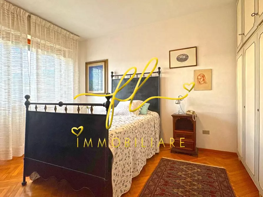 Immagine 29 di Villa in vendita  a Cecina