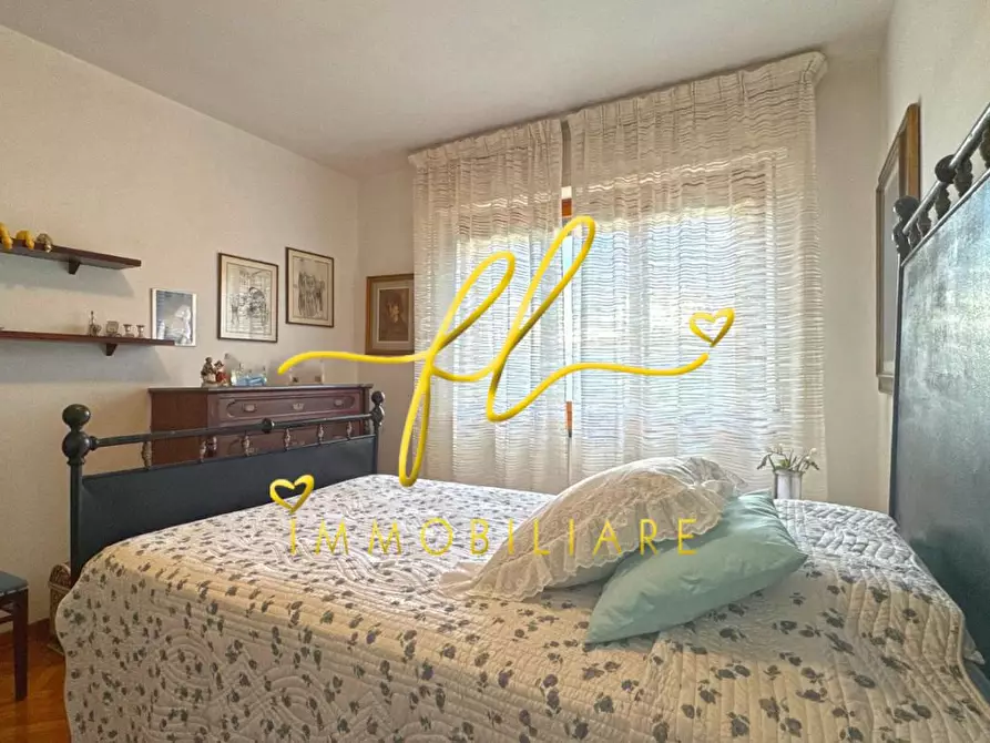 Immagine 30 di Villa in vendita  a Cecina