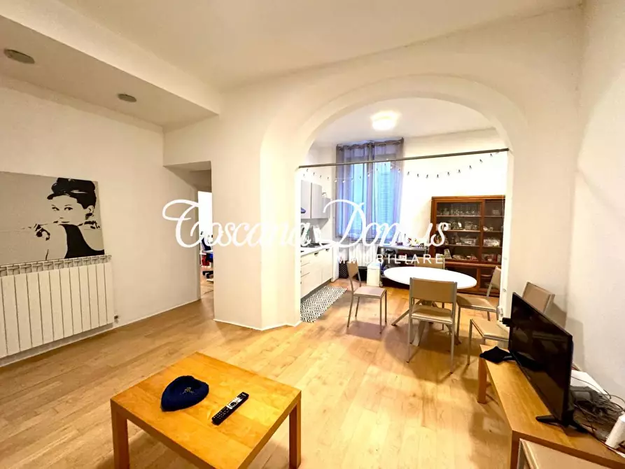 Immagine 2 di Appartamento in vendita  a Siena