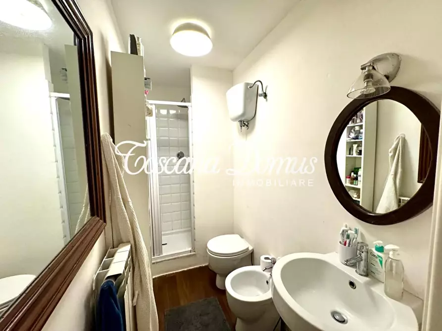 Immagine 20 di Appartamento in vendita  a Siena