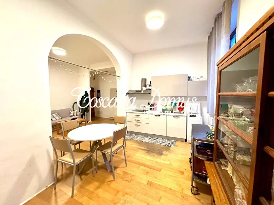 Immagine 8 di Appartamento in vendita  a Siena