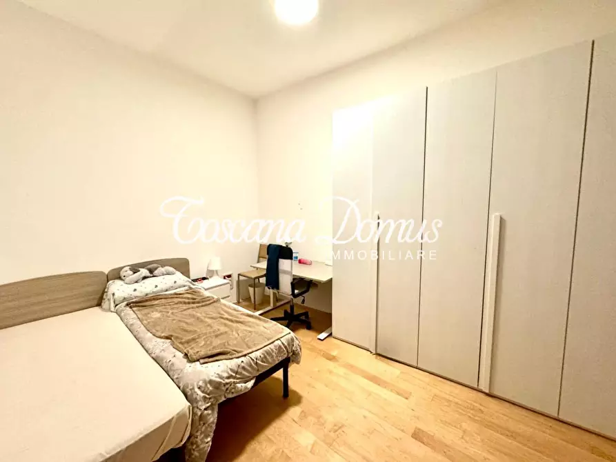 Immagine 11 di Appartamento in vendita  a Siena